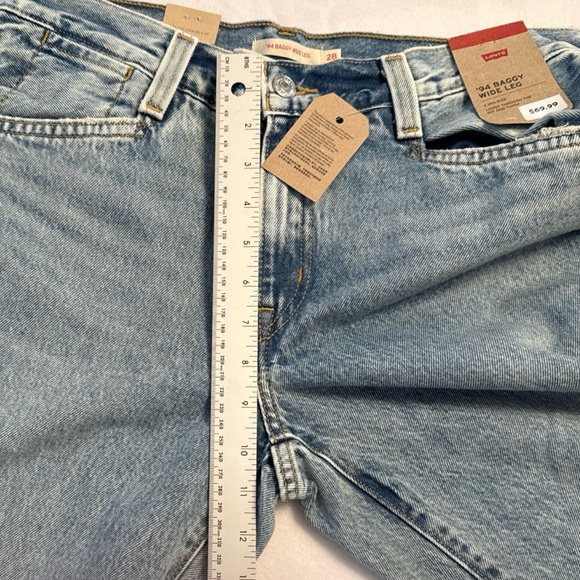 Levis 94 Baggy Distressed Jeans Womens Size 28 Light Wash Wide Leg NEW with Tag - Picture 8 of 13